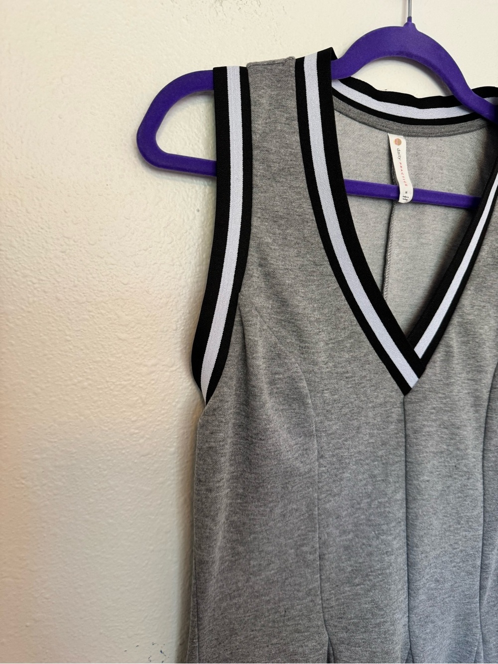 Anthropologie Daily Practice Active Mini Dress Gray Pleated V Neck Medium EUC - Picture 7 of 9